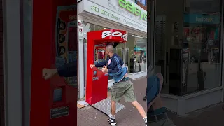 💥🥊 He broke the Machine! 🤯 #boxing #punchmachine #funny #fyp #reels #viral