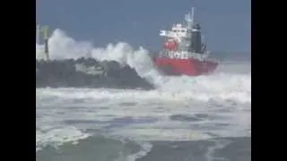 Naufrage du Luno à Anglet La Barre le 05/02/2014