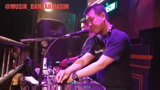 DJ FREDY LIVE ATHENA " JAIPONG DANCE VS ENGKOL SANAK " NEW SONG .....