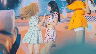 트와이스 (TWICE) 모모(MOMO),사나(SANA) Focus + BackSide - Dance The Night Away @180801 고척 코뮤페 [4k Fancam/직캠]