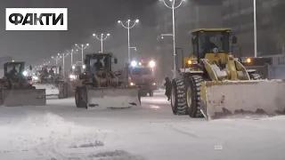 Рекордні снігопади в Китаї: на дорогах багатокілометрові затори