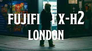 1 Hour of Night Street Photography in Soho, London | Fujifilm X-H2