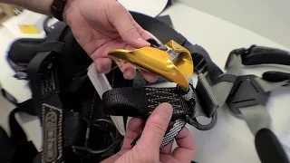 How to attach a croll ascender to your harness