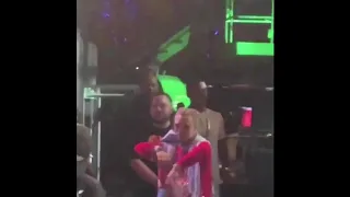 LIL PUMP DANCES TO J COLE WHILE HE IS PERFORMING LIVE