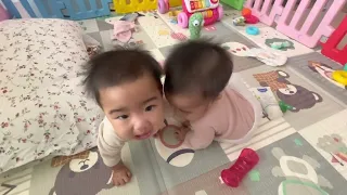 Twin Babies fighting 🥹|| Baby interaction