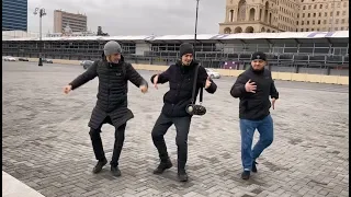 Клубная Лезгинка 2020 Мадина Madina Lezginka ALISHKA ELVIN ELXAN Парни Развлекаются В Баку Dance