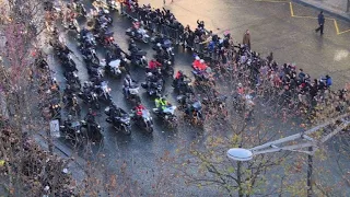 700 bikers escortent Johnny "pour son dernier passage"