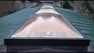 Tiny house Skylights installation was done. Установка мансардных окон