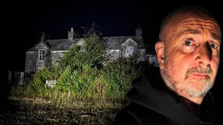 Did this scary ABANDONED house have a claustrophobic ghost?