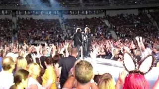 AEROSMITH FRONT ROW DROPPING THE CURTAIN! JONES BEACH 2010