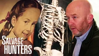 A Real Skeleton, Antique Furniture, And A Strangely Creepy Painting! | Salvage Hunters