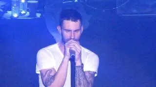 Maroon 5, If I Aint Got You, Manchester England 2/2011