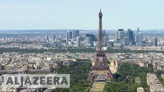 Brexit: Paris steps up efforts to lure London firms