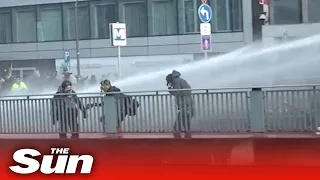 Covid-19 - Police blast water cannons at  Belgium protestors