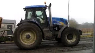 New Holland TG 285 T7050 Terrassement 2014