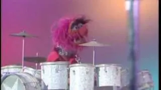 Drum Battle with Buddy Rich on Muppet Show