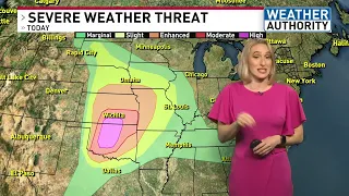 Severe storms/tornadoes in the Great Plains, on the move east!