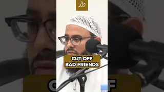 Cut Off Bad Friends | Shaykh Hassan Somali #islam #friends #shorts #muslim