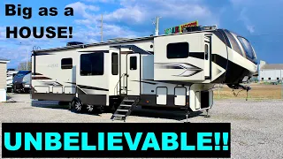 Check out this HUGE MASTER BATH in a Fifth Wheel Camper! 2022 Keystone Alpine