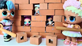 KIDS LOL SURPRISE LAID BRICKS) Stuck in a new house kindergarten LOL LOL cartoons