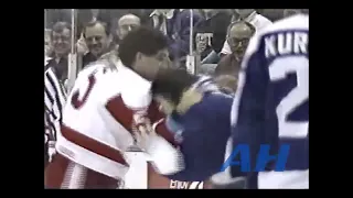 NHL Mar. 2, 1990 Chris McRae,DET v John Kordic,TOR Toronto Maple Leafs Detroit Red Wings