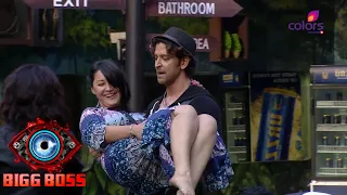 Bigg Boss 8 | बिग बॉस 8 | Hrithik Roshan ने घरवालों से करवाए कुछ अतरंगी Task!