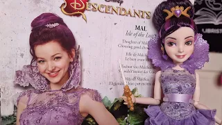 Descendants Coronation Mal doll throwback review 🐲💜