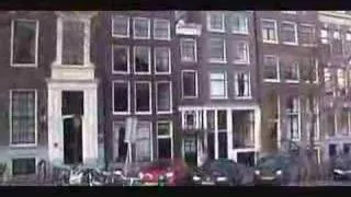 This is the smallest house in amsterdam