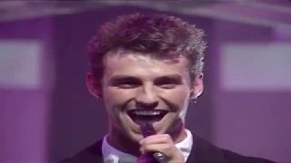 Wet Wet Wet - Angel Eyes (Home and Away) 1987