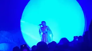 AURORA stops show to help fan. Seamlessly continues song afterwards (Toronto 2022)