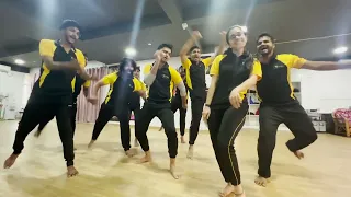 Dance on rakkamma! 💃🏻🕺 Choreography by #madhumaster #gacademy #gurudeshpande