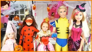 Barbie House Halloween Decorations & Doll Costumes with Chelsea Ken Skipper & Stacie
