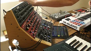 Industrial/EBM Synthesizer Jam. Behringer Model D,Pro-1,TD-3,OP-Six,MicroKorg & Korg Gadget