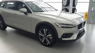 Новый VOLVO V60 Cross Country (Вольво В60 Кросс Кантри)