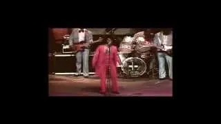 James Brown - Its A Man's Man's Man's World (Chastain Park 1980)