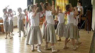 Traditional Latvian childrens dance