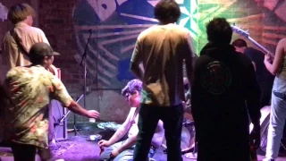 Pretty Shitty live be at Beerland