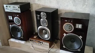 Onkyo M88 vs Pioneer S955