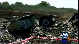 Pro-Russian separatists relinquish bodies, access to crash site