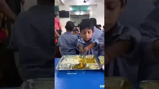 handicap boy eating food without hand #motivation #viral #inspirational #trending