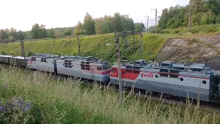 Электровоз ВЛ80С-1509 с перегоняемым ВЛ80Т-1967 и грузовым поездом