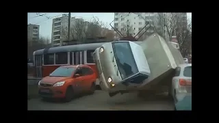 ❄  Tram, BUS  And Car Crash Compilation  2018 HD  ❄