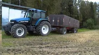Harvesting barley 2011