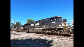 Fast Norfolk Southern intermodal passing through Vermilion, Ohio