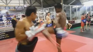 Buakaw Por. Pramuk's Insane Training Kicks