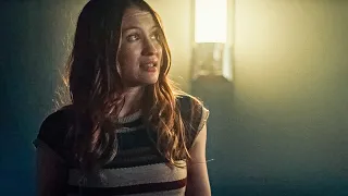 American Gods. Laura Moon with a card is headed to the Afterlife. Emily Browning (S03E03)