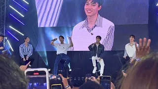 221120 F4 Thailand Playing ‘Who’s Most Like To’ (Bright Win Dew Nani) Fanmeet in Manila @ Globe