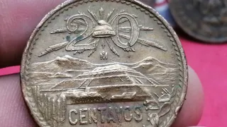 Si tienes esta moneda vale mucho. old coins