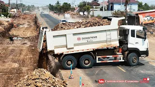 New Dongfeng 25T Trucks Dumping Stones & Bulldozer Leveling Stones Building Standard Foundation Road