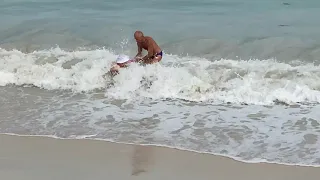 Seychelles, Waves